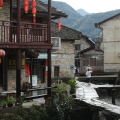 五一重磅亮相！建為歷保攜手湖南岳陽(yáng)張谷英景區(qū)推出宇宙猜想VR沉浸體驗(yàn)劇場(chǎng)